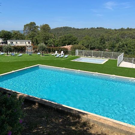 Joli Mobil-Home De Vacances, Ideal Pour Les Familles Rocbaron Kültér fotó