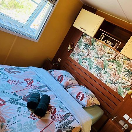 Joli Mobil-Home De Vacances, Ideal Pour Les Familles Rocbaron Kültér fotó
