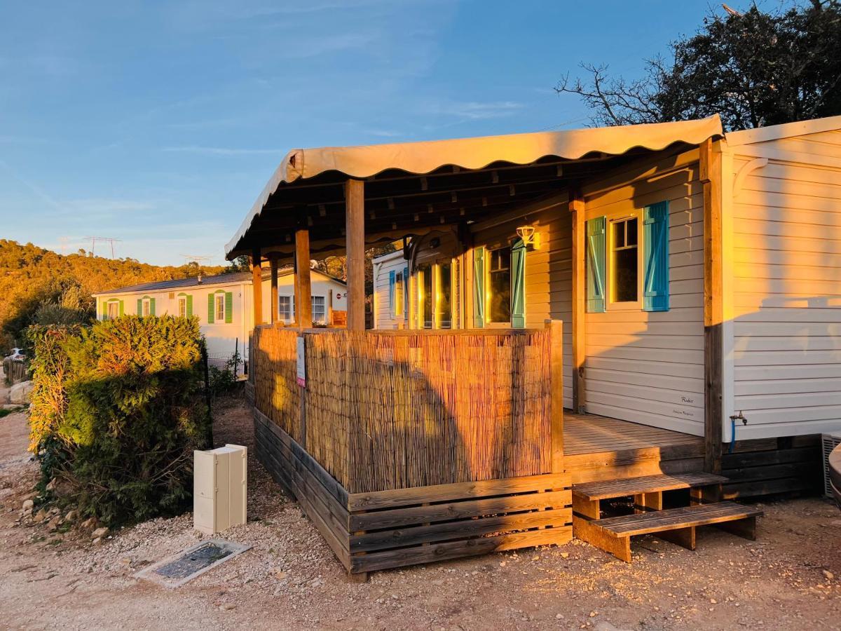 Joli Mobil-Home De Vacances, Ideal Pour Les Familles Rocbaron Kültér fotó